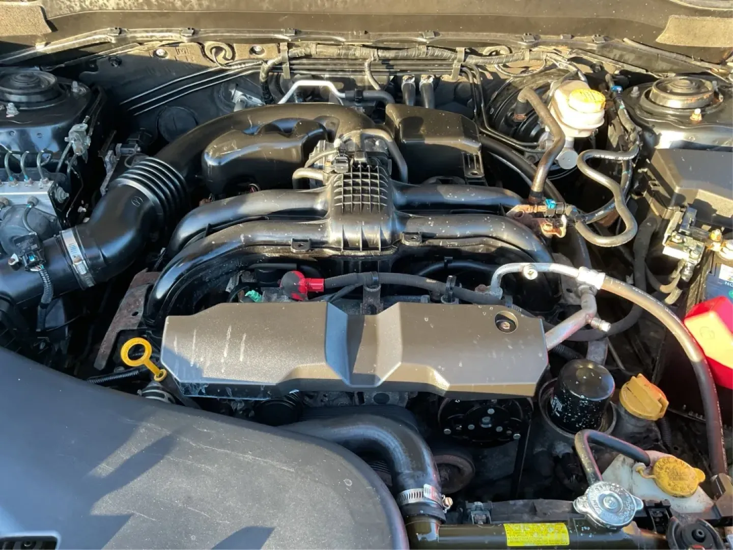 2015 Subaru Forester 2.5i Limited (JF2SJAHC5FH) with an 2.5L H-4 DOHC engine, located at 1230 East Main St, Xenia, OH, 45385, (937) 908-9800, 39.688026, -83.910172 - Looking for a reliable vehicle that can seamlessly transition from daily commutes to weekend adventures? Look no further than the 2015 Subaru Forester 2.5i Limited, available now at Advantage Car and Credit in Xenia, OH. This versatile SUV is perfect for growing families, outdoor enthusiasts, and an - Photo#10