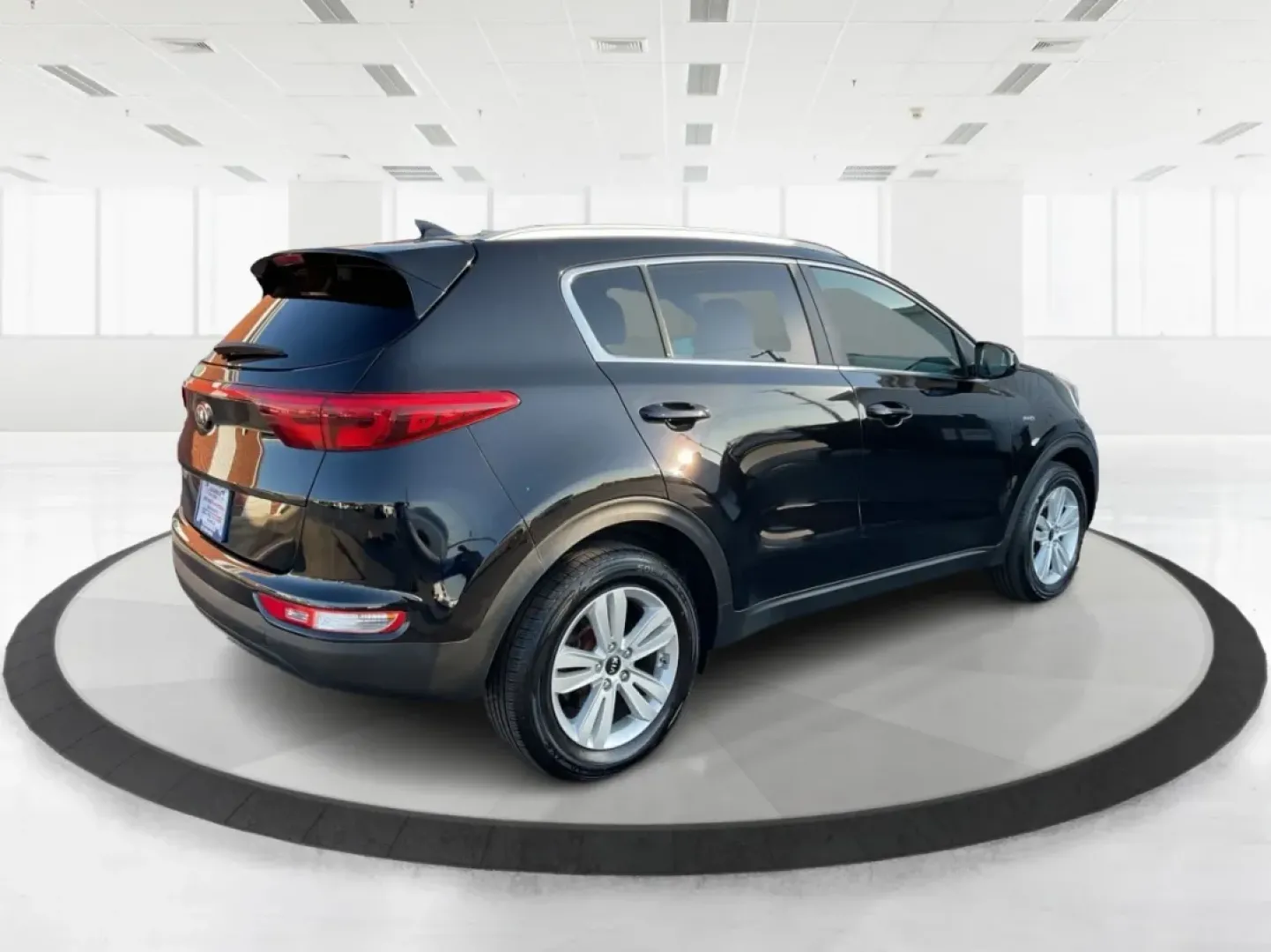 2017 Kia Sportage LX (KNDPMCACXH7) with an Theta II 2.4L I-4 gasoline direct injection engine, located at 4508 South Dixie Dr, Moraine, OH, 45439, (937) 908-9800, 39.689976, -84.218452 - **Adventure Awaits with the 2017 Kia Sportage LX Perfect for Your Next Family Road Trip!**<br /> <br /> Looking for a reliable, stylish, and versatile vehicle that's ideal for everything from family outings to weekend getaways? Look no further than the 2017 Kia Sportage LX, available now at Advanta - Photo#2