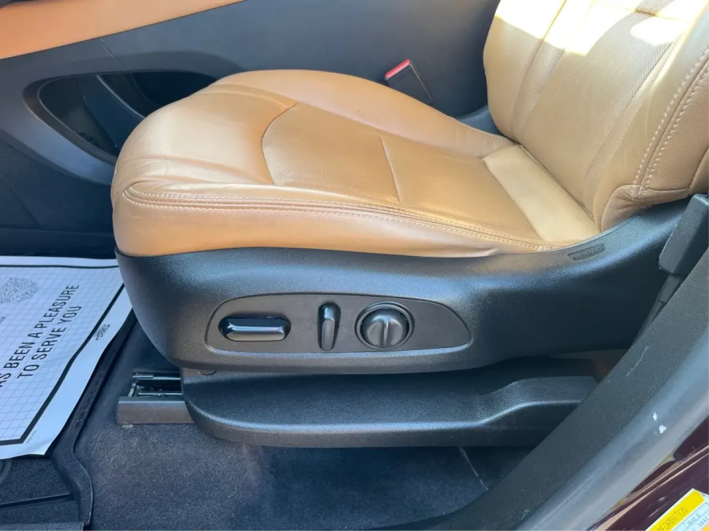 2018 Buick Enclave Premium (5GAEVBKW7JJ) with an 3.6L V-6 gasoline direct injection engine, located at 4508 South Dixie Dr, Moraine, OH, 45439, (937) 908-9800, 39.689976, -84.218452 - **Adventure Awaits with the 2018 Buick Enclave - Perfect for Family Road Trips!**<br /> <br /> If you're looking for the ideal family vehicle that can handle both your daily commutes and weekend adventures, look no further than this stunning 2018 Buick Enclave, now available at Advantage Car and Cre - Photo#17