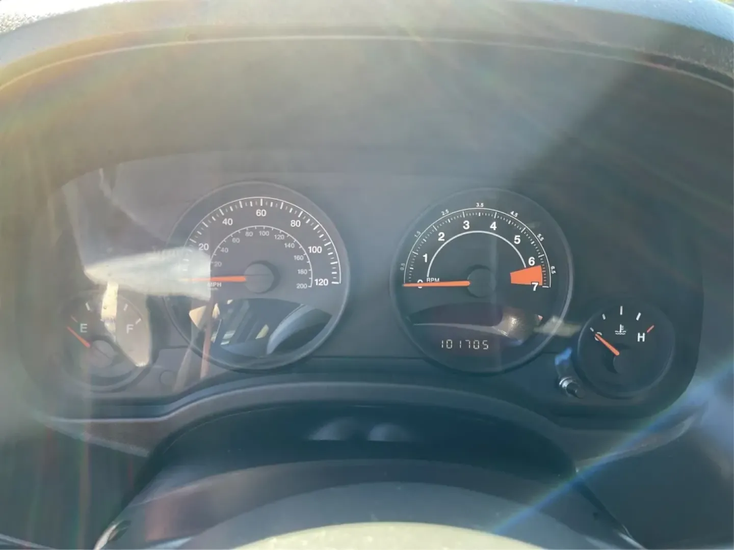 2014 Jeep Compass Sport (1C4NJDBB8ED) with an 2.4L I-4 DOHC engine, located at 1099 N County Rd 25A , Troy, OH, 45373, (937) 908-9800, 40.057079, -84.212883 - Discover the adventure-ready 2014 Jeep Compass, an SUV that's perfect for weekend getaways and daily commutes alike. Whether you're navigating the bustling streets of Troy or heading out on a family road trip to nearby attractions like the Miami County Fair, this rugged vehicle will elevate your dri - Photo#15