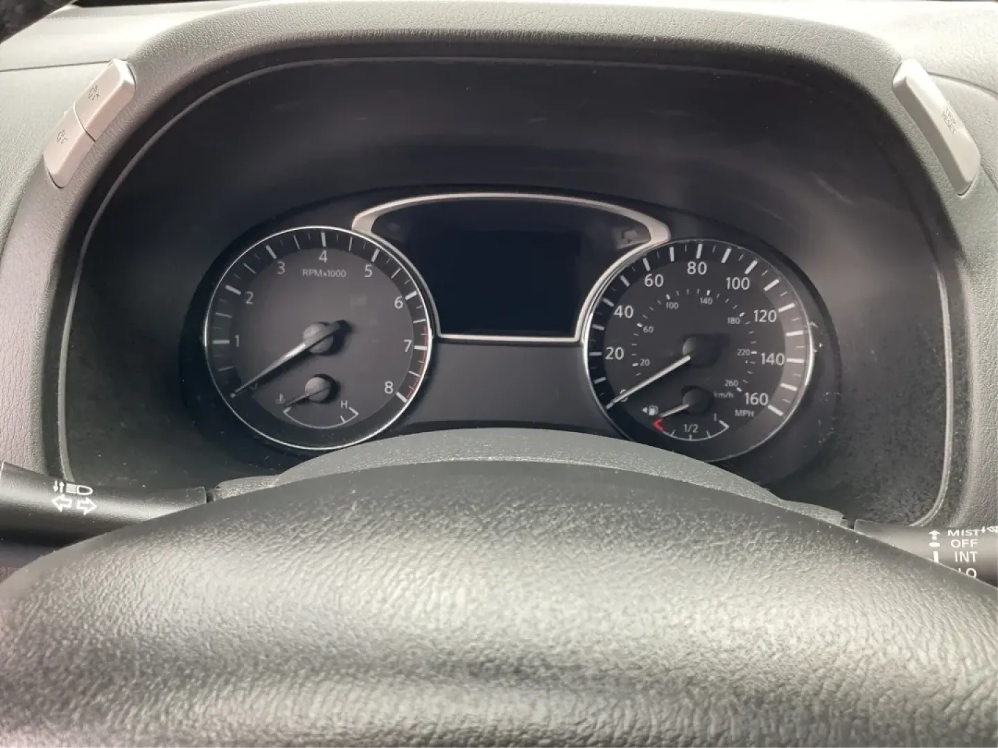 2018 Nissan Pathfinder SV (5N1DR2MM1JC) with an 3.5L V-6 gasoline direct injection engine, located at 4508 South Dixie Dr, Moraine, OH, 45439, (937) 908-9800, 39.689976, -84.218452 - Are you ready to elevate your family adventures or weekend getaways? Look no further than the 2018 Nissan Pathfinder SV, available now at Advantage Car and Credit in Vandalia, OH. Perfectly designed for growing families, this spacious SUV is not only a reliable daily driver but also an ideal compani - Photo#15