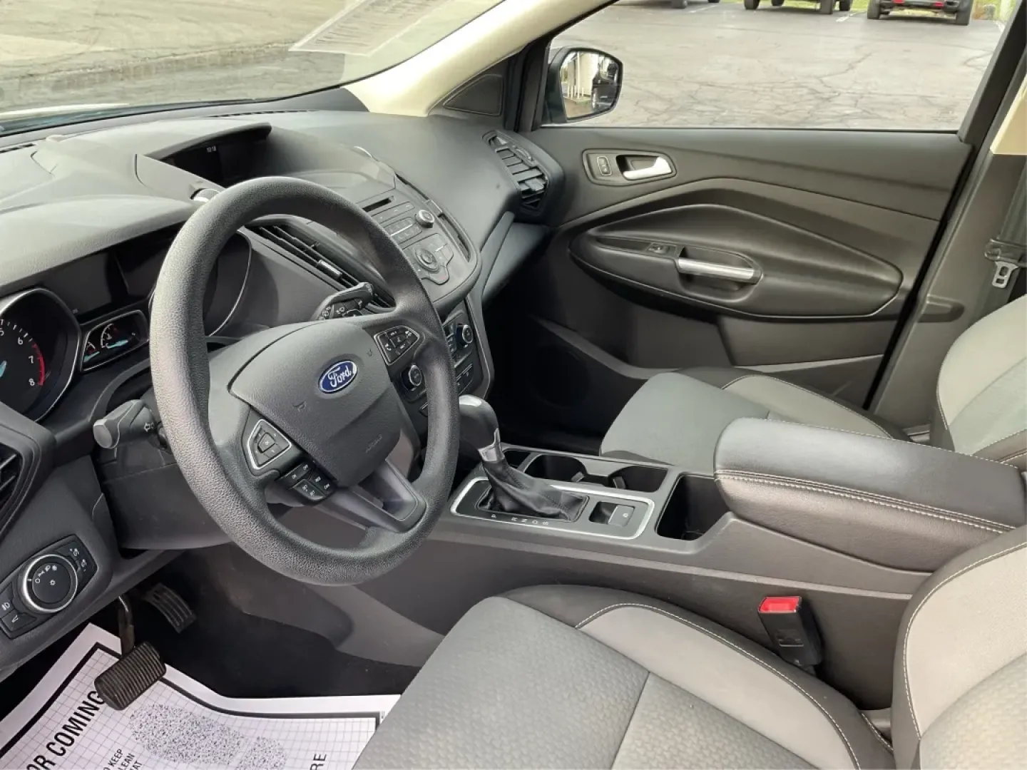 2017 Ford Escape SE (1FMCU9GD3HU) with an Other engine, located at 8750 N County Rd 25A, Piqua, OH, 45356, (937) 908-9800, 40.164391, -84.232513 - **Discover the Perfect SUV for Your Next Adventure!**<br /> <br /> Are you ready to elevate your lifestyle with a vehicle that can handle everything from daily commutes to weekend getaways? Look no further than the 2017 Ford Escape SE, now available at Advantage Car and Credit - Piqua. Located at 87 - Photo#9