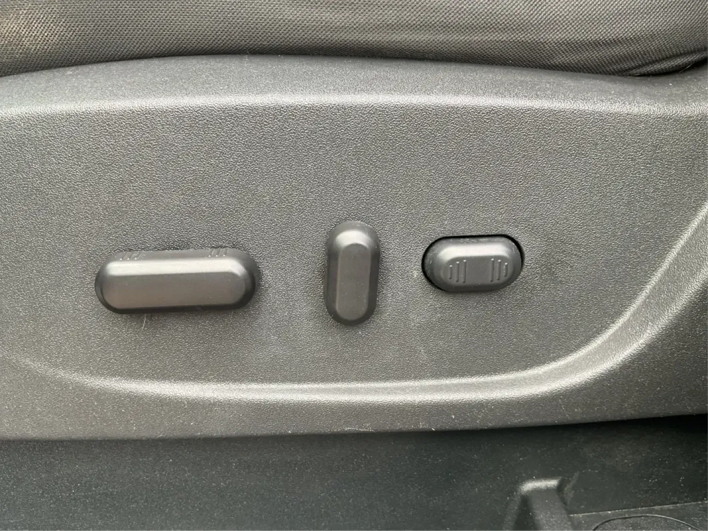 2017 Ford Escape SE (1FMCU9GD3HU) with an Other engine, located at 8750 N County Rd 25A, Piqua, OH, 45356, (937) 908-9800, 40.164391, -84.232513 - **Discover the Perfect SUV for Your Next Adventure!**<br /> <br /> Are you ready to elevate your lifestyle with a vehicle that can handle everything from daily commutes to weekend getaways? Look no further than the 2017 Ford Escape SE, now available at Advantage Car and Credit - Piqua. Located at 87 - Photo#17