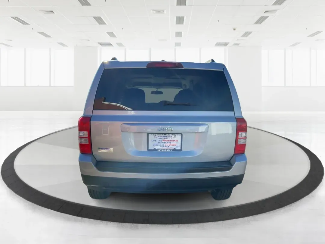 2016 Jeep Patriot Sport (1C4NJPBB6GD) with an Other engine, located at 1184 Kauffman Ave, Fairborn, OH, 45324, (937) 908-9800, 39.807072, -84.030914 - **Adventure Awaits with the 2016 Jeep Patriot Sport! Perfect for Your Next Journey!**<br /> <br /> Are you ready to tackle family road trips, weekend getaways, or daily commutes with confidence? The 2016 Jeep Patriot Sport is the versatile SUV you've been searching for! This rugged vehicle combines - Photo#3