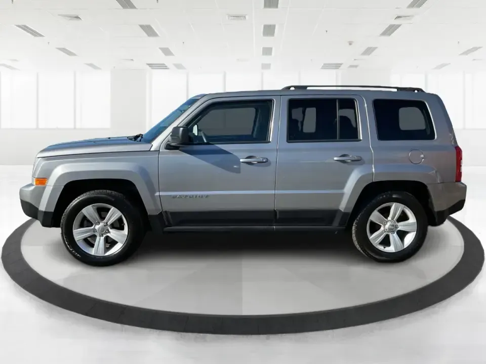 2016 Jeep Patriot Sport 2WD (1C4NJPBB6GD) with an 2.4L L4 DOHC 16V engine, Automatic transmission, located at 1951 S Dayton Lakeview Rd., New Carlisle, OH, 45344, (937) 908-9800, 39.890999, -84.050255 - Pack up the kids, load the cooler, and point the hood toward a weekend at Buck Creek State Park or an easy day trip to downtown Dayton-this 2016 Jeep Patriot Sport is the kind of compact SUV that fits real life in New Carlisle. With classic Jeep styling, practical cargo space, and everyday-friendly - Photo#5