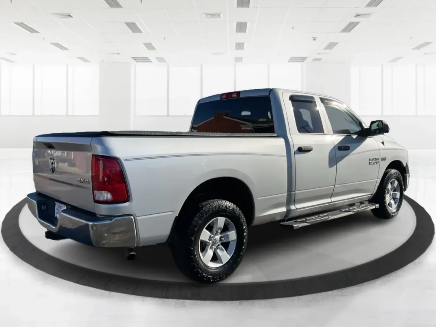 2016 Ram 1500 Tradesman (1C6RR7FT3GS) with an Other engine, located at 4508 South Dixie Dr, Moraine, OH, 45439, (937) 908-9800, 39.689976, -84.218452 - 2016 Ram 1500 Tradesman - Photo#2