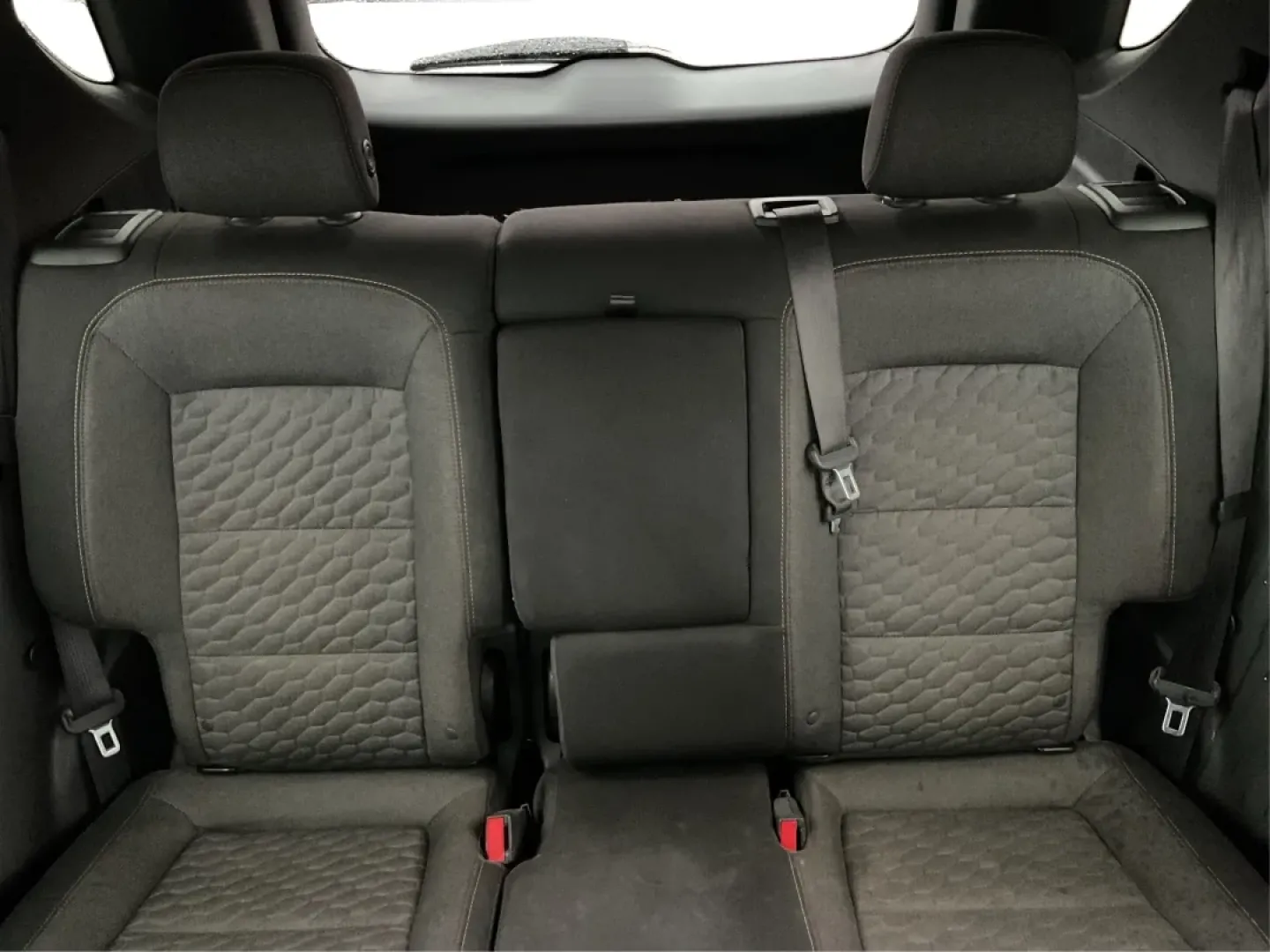 2019 Chevrolet Equinox LT (3GNAXKEV6KS) with an 1.5L I-4 gasoline direct injection engine, located at 8750 N County Rd 25A, Piqua, OH, 45356, (937) 908-9800, 40.164391, -84.232513 - **Unleash the Adventure with This 2019 Chevrolet Equinox LT: Your Perfect SUV Awaits!**<br /> <br /> If you're searching for a versatile SUV that can effortlessly transition from busy weekdays to weekend getaways, look no further than this stunning 2019 Chevrolet Equinox LT, available now at Advanta - Photo#14