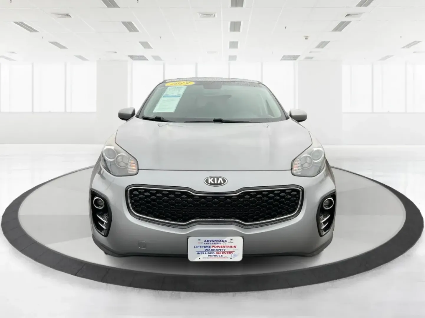 2019 Kia Sportage LX (KNDPMCAC4K7) with an Theta II 2.4L I-4 gasoline direct injection engine, located at 8750 N County Rd 25A, Piqua, OH, 45356, (937) 908-9800, 40.164391, -84.232513 - Experience the perfect blend of comfort, versatility, and performance with this 2019 Kia Sportage LX, designed for individuals and families who crave adventure. Whether you're navigating the bustling streets of Piqua, OH, or exploring nearby scenic routes, this stylish crossover SUV is built to acco - Photo#7