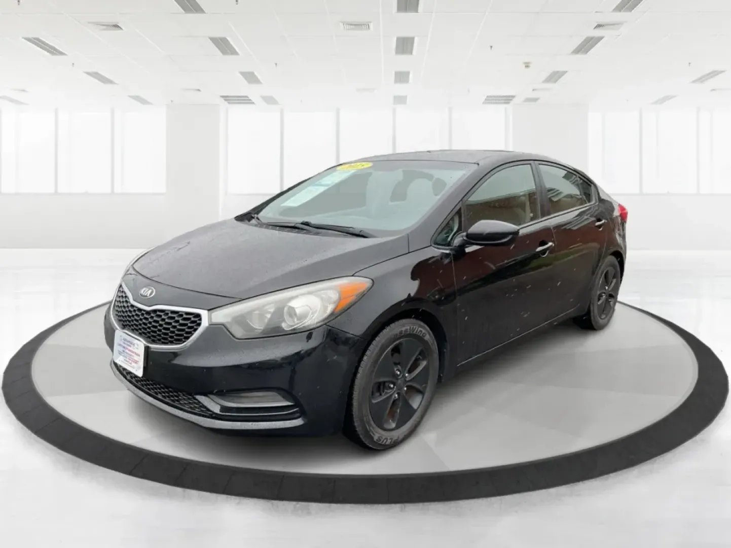2015 Kia Forte LX (KNAFK4A67F5) with an 1.8L I-4 DOHC engine, located at 1951 S Dayton Lakeview Rd., New Carlisle, OH, 45344, (937) 908-9800, 39.890999, -84.050255 - **Find Your Perfect Commuter Companion: 2015 Kia Forte LX at Advantage Car and Credit - New Carlisle!**<br /> <br /> Are you searching for a reliable sedan that combines efficiency, comfort, and style? Look no further than this 2015 Kia Forte LX, available now at Advantage Car and Credit in New Carl - Photo#8