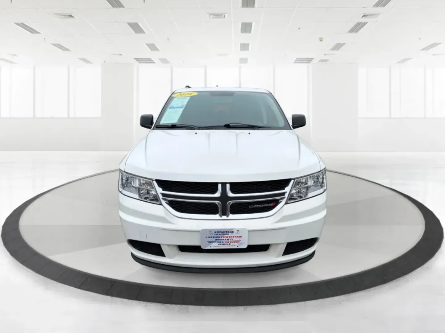 2016 Dodge Journey SE (3C4PDCAB1GT) with an Tigershark MultiAir 2.4L I-4 DOHC engine, located at 1099 N County Rd 25A , Troy, OH, 45373, (937) 908-9800, 40.057079, -84.212883 - Are you searching for the perfect vehicle to accommodate your growing family or enhance your daily commute? Look no further than this stunning 2016 Dodge Journey SE, available now at Advantage Car and Credit in Troy, OH! With its spacious interior and excellent features, this budget-friendly SUV is - Photo#7