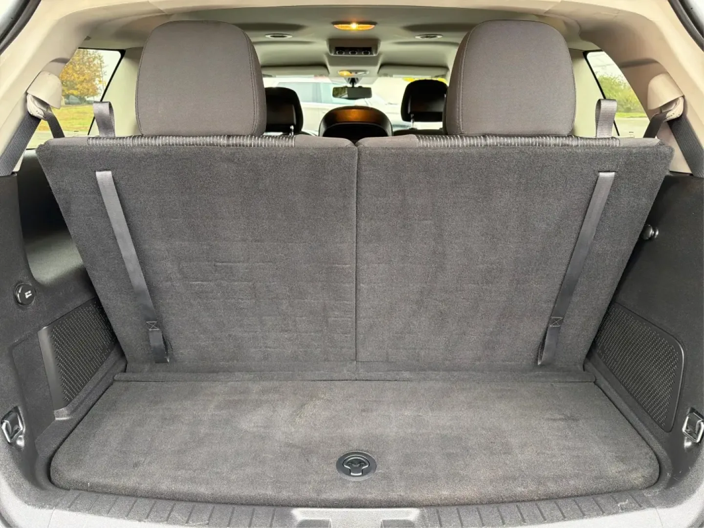 2016 Dodge Journey SE (3C4PDCAB1GT) with an Tigershark MultiAir 2.4L I-4 DOHC engine, located at 1099 N County Rd 25A , Troy, OH, 45373, (937) 908-9800, 40.057079, -84.212883 - Are you searching for the perfect vehicle to accommodate your growing family or enhance your daily commute? Look no further than this stunning 2016 Dodge Journey SE, available now at Advantage Car and Credit in Troy, OH! With its spacious interior and excellent features, this budget-friendly SUV is - Photo#12