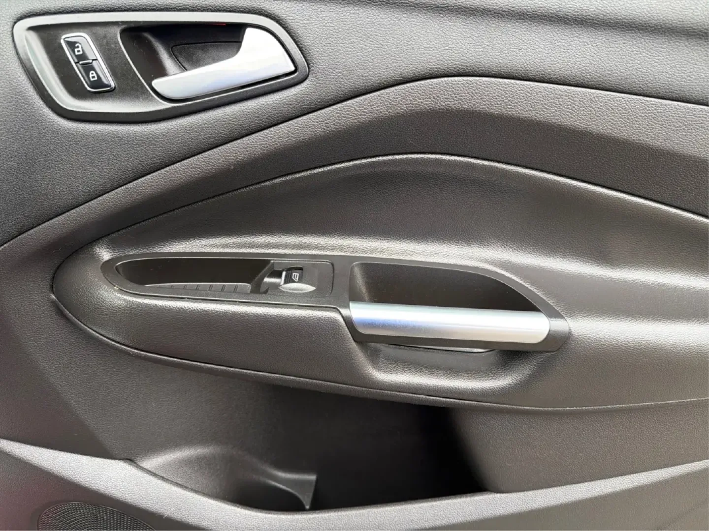 2015 Ford Escape Titanium (1FMCU0J96FU) with an Other engine, located at 401 Woodman Dr, Riverside, OH, 45431, (937) 908-9800, 39.760899, -84.123421 - **Adventure Awaits with the 2015 Ford Escape Titanium! Perfect for Family Road Trips and Daily Commuting!**<br /> <br /> Are you ready to take your adventures to the next level? This stunning Ruby Red Metallic Tinted Clearcoat 2015 Ford Escape Titanium is the ideal SUV for families, commuters, and w - Photo#20