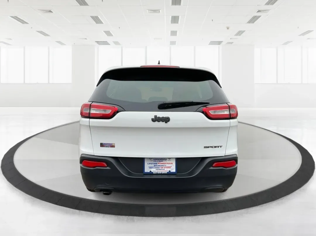 2015 Jeep Cherokee Sport (1C4PJLAB0FW) with an Other engine, located at 1184 Kauffman Ave, Fairborn, OH, 45324, (937) 908-9800, 39.807072, -84.030914 - ### Adventure Awaits with this 2015 Jeep Cherokee Sport!<br /> <br /> Are you ready for your next family road trip, weekend adventure, or daily commute? This 2015 Jeep Cherokee Sport is the perfect companion, combining style, comfort, and versatility for all your lifestyle needs. With its rugged cap - Photo#3