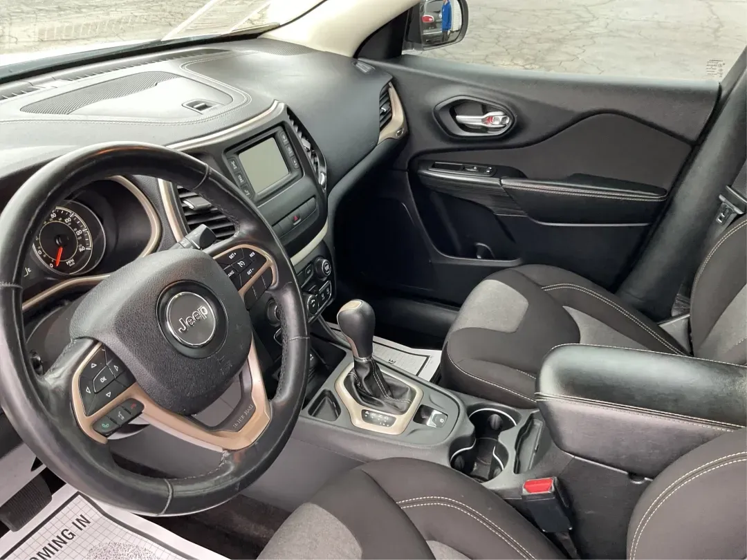 2015 Jeep Cherokee Sport (1C4PJLAB0FW) with an Other engine, located at 1184 Kauffman Ave, Fairborn, OH, 45324, (937) 908-9800, 39.807072, -84.030914 - ### Adventure Awaits with this 2015 Jeep Cherokee Sport!<br /> <br /> Are you ready for your next family road trip, weekend adventure, or daily commute? This 2015 Jeep Cherokee Sport is the perfect companion, combining style, comfort, and versatility for all your lifestyle needs. With its rugged cap - Photo#9