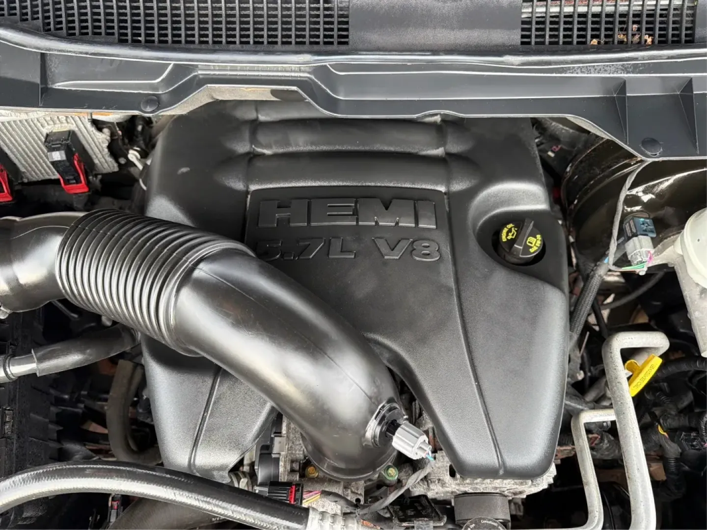 2014 Ram 1500 Laramie (1C6RR7NT8ES) with an Other engine, located at 1951 S Dayton Lakeview Rd., New Carlisle, OH, 45344, (937) 908-9800, 39.890999, -84.050255 - Are you ready to elevate your driving experience and tackle any adventure that comes your way? The 2014 Ram 1500 Laramie is not just a truck; it's an embodiment of capability, comfort, and style, making it perfect for those who lead an active lifestyle in New Carlisle, OH. Whether you're gearing up - Photo#11