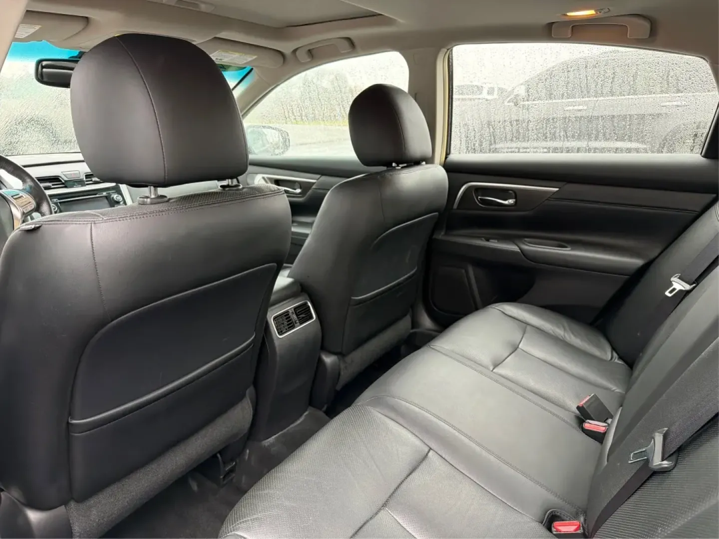 2013 Nissan Altima 3.5 SL (1N4BL3AP9DC) with an VQ 3.5L V-6 DOHC engine, located at 401 Woodman Dr, Riverside, OH, 45431, (937) 908-9800, 39.760899, -84.123421 - **Discover the 2013 Nissan Altima 3.5 SL - Your Perfect Family Sedan Awaits!**<br /> <br /> Are you in search of a reliable and stylish sedan that fits seamlessly into your daily life? The 2013 Nissan Altima 3.5 SL is here to cater to your needs, whether you're navigating the school run, commuting t - Photo#10