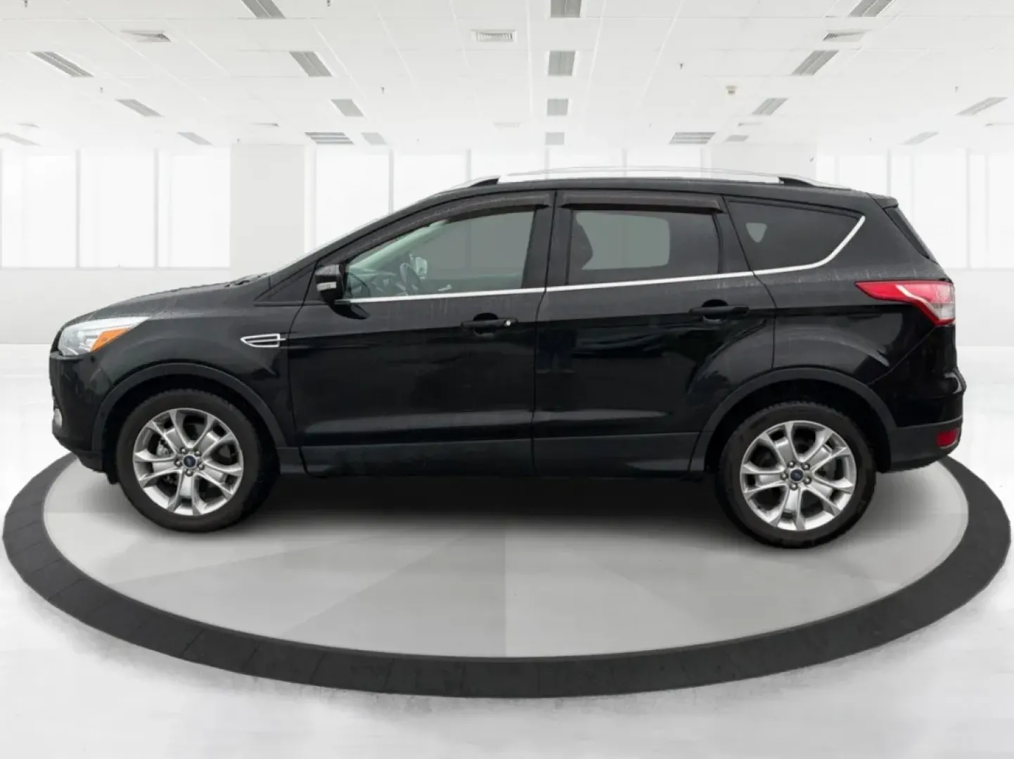 2016 Ford Escape Titanium (1FMCU0J94GU) with an Other engine, located at 1951 S Dayton Lakeview Rd., New Carlisle, OH, 45344, (937) 908-9800, 39.890999, -84.050255 - **Explore New Adventures with the 2016 Ford Escape Titanium Perfect for Families and Commuters Alike!**<br /> <br /> Are you ready to elevate your driving experience? The 2016 Ford Escape Titanium is the ideal companion for both bustling family life and daily commutes, bringing together style, comf - Photo#5