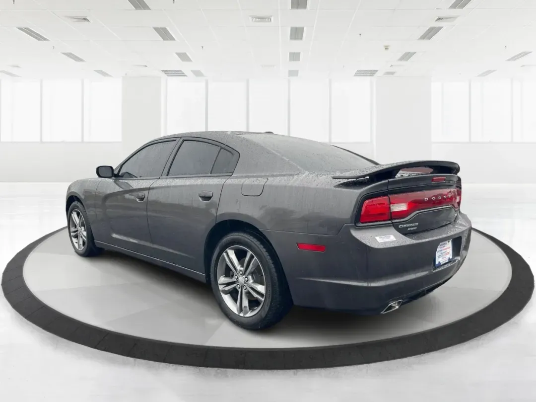 2014 Dodge Charger SXT (2C3CDXJG6EH) with an 3.6L V-6 DOHC engine, located at 1099 N County Rd 25A , Troy, OH, 45373, (937) 908-9800, 40.057079, -84.212883 - **Unleash Your Inner Adventurer with this 2014 Dodge Charger SXT!**<br /> <br /> Are you ready to transform your daily commute into an exhilarating experience? Look no further than this 2014 Dodge Charger SXT, available now at Advantage Car and Credit Piqua! Perfect for those who crave a blend of s - Photo#4