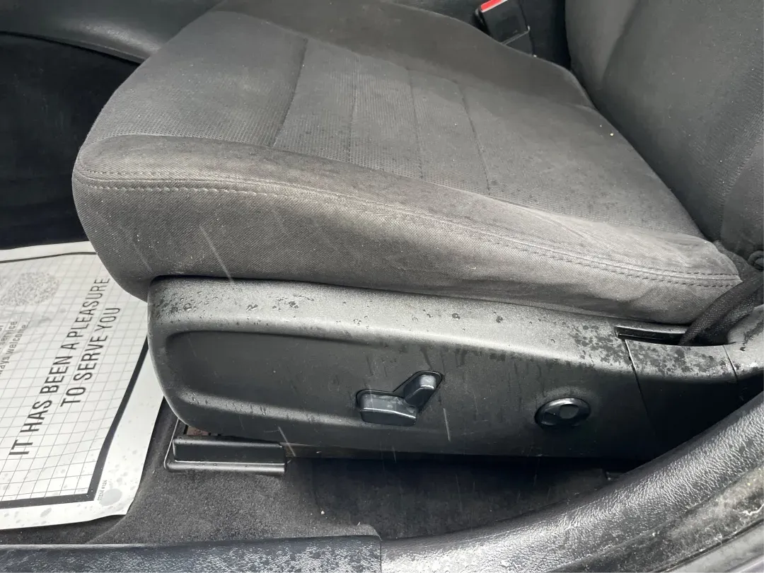 2014 Dodge Charger SXT (2C3CDXJG6EH) with an 3.6L V-6 DOHC engine, located at 4508 South Dixie Dr, Moraine, OH, 45439, (937) 908-9800, 39.689976, -84.218452 - **Unleash Your Inner Adventurer with this 2014 Dodge Charger SXT!**<br /> <br /> Are you ready to transform your daily commute into an exhilarating experience? Look no further than this 2014 Dodge Charger SXT, available now at Advantage Car and Credit Piqua! Perfect for those who crave a blend of s - Photo#18