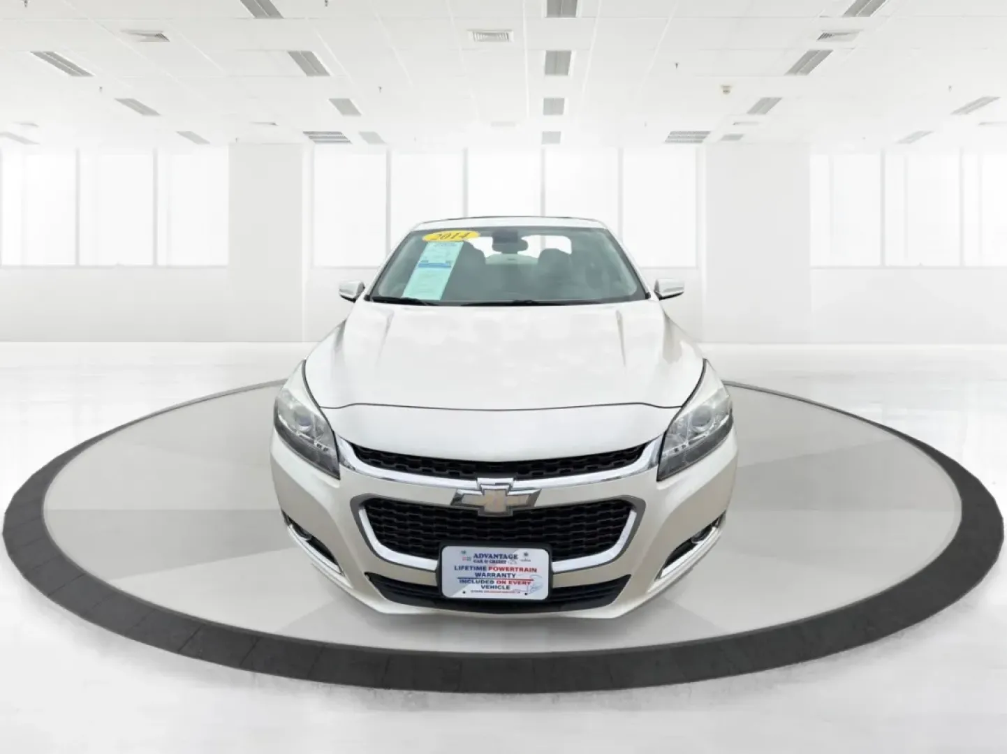 2014 Chevrolet Malibu 2LT (1G11E5SL4EF) with an ECOTEC 2.5L I-4 gasoline direct injection engine, located at 4508 South Dixie Dr, Moraine, OH, 45439, (937) 908-9800, 39.689976, -84.218452 - 2014 Chevrolet Malibu 2LT - Photo#7