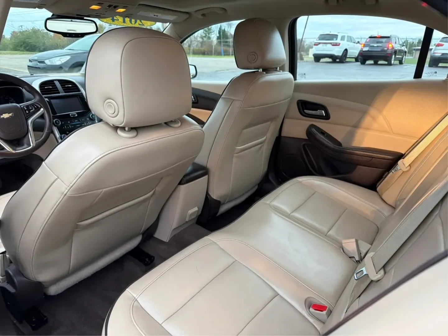 2014 Chevrolet Malibu 2LT (1G11E5SL4EF) with an ECOTEC 2.5L I-4 gasoline direct injection engine, located at 4508 South Dixie Dr, Moraine, OH, 45439, (937) 908-9800, 39.689976, -84.218452 - 2014 Chevrolet Malibu 2LT - Photo#10