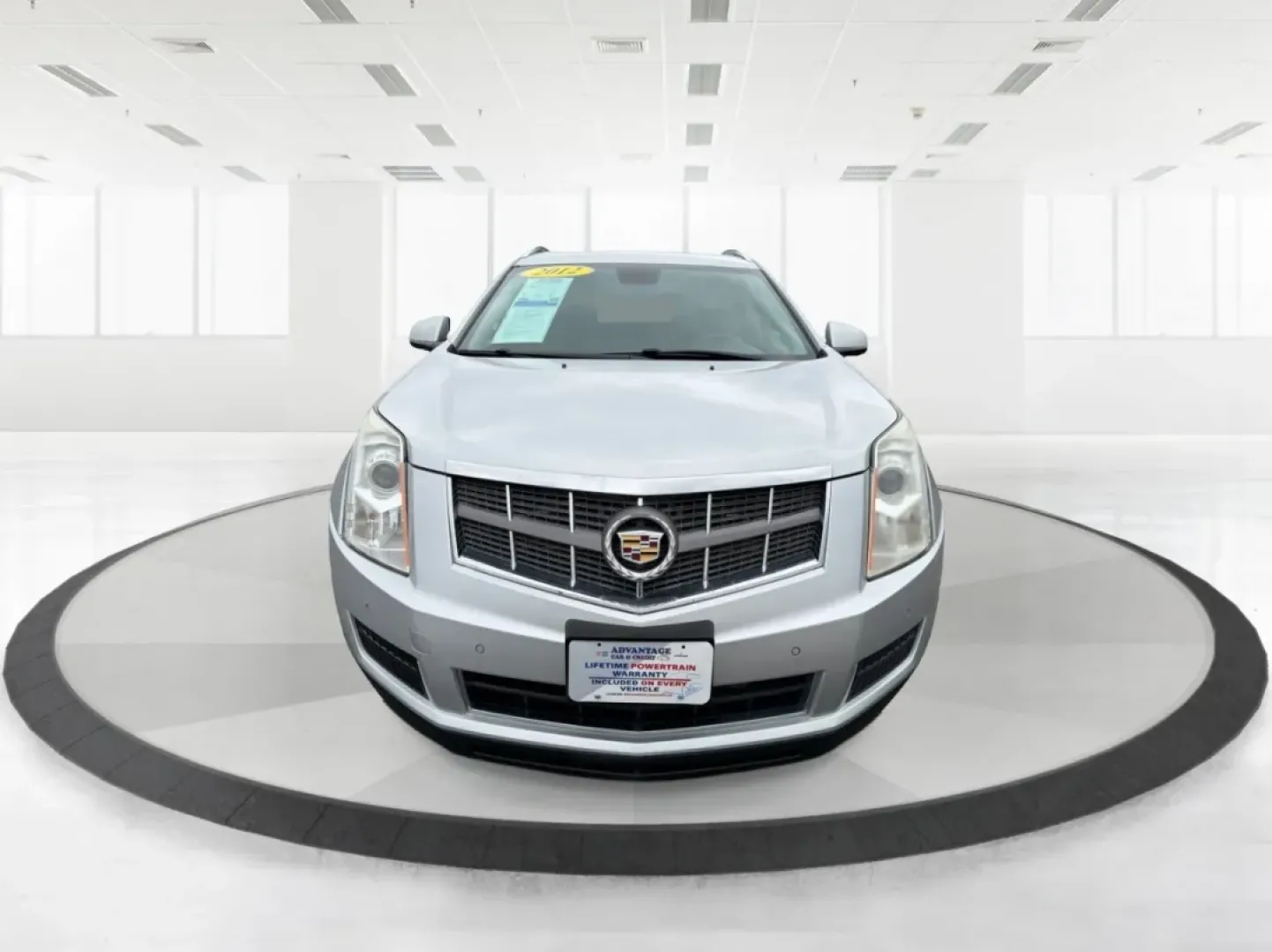 2012 Cadillac SRX Luxury Collection (3GYFNDE35CS) with an 3.6L V-6 gasoline direct injection engine, located at 401 Woodman Dr, Riverside, OH, 45431, (937) 908-9800, 39.760899, -84.123421 - Experience the perfect blend of luxury and practicality with this stunning 2012 Cadillac SRX Luxury Collection, available now at Advantage Car and Credit in Riverside, OH. Whether you're a growing family in need of space, a commuter looking for comfort, or someone who enjoys weekend adventures, this - Photo#7