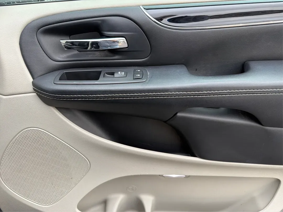 2017 Dodge Grand Caravan SXT (2C4RDGCG4HR) with an Pentastar 3.6L V-6 DOHC engine, located at 8750 N County Rd 25A, Piqua, OH, 45356, (937) 908-9800, 40.164391, -84.232513 - **Drive Your Family Adventures with the 2017 Dodge Grand Caravan from Advantage Car and Credit - Piqua!**<br /> <br /> Are you ready to elevate your family outings, school runs, or weekend getaways? The 2017 Dodge Grand Caravan SXT is the perfect companion for your lifestyle. With ample space for pa - Photo#20