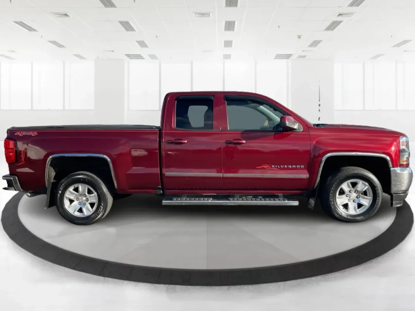 2016 Chevrolet Silverado 1500 1LT (1GCVKREC4GZ) with an EcoTec3 4.3L V-6 gasoline direct injection engine, 6A transmission, located at 1099 N County Rd 25A , Troy, OH, 45373, (937) 908-9800, 40.057079, -84.212883 - Are you ready to elevate your adventures and tackle any terrain? The 2016 Chevrolet Silverado 1500 is the perfect companion for those who crave both utility and comfort. Whether you're a growing family needing to haul kids and gear, or an outdoor enthusiast looking to conquer weekend getaways, this - Photo#1