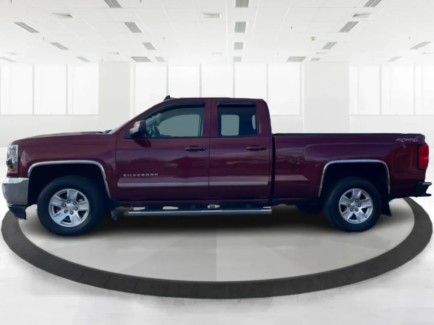 2016 Chevrolet Silverado 1500 1LT (1GCVKREC4GZ) with an EcoTec3 4.3L V-6 gasoline direct injection engine, 6A transmission, located at 1099 N County Rd 25A , Troy, OH, 45373, (937) 908-9800, 40.057079, -84.212883 - Are you ready to elevate your adventures and tackle any terrain? The 2016 Chevrolet Silverado 1500 is the perfect companion for those who crave both utility and comfort. Whether you're a growing family needing to haul kids and gear, or an outdoor enthusiast looking to conquer weekend getaways, this - Photo#5