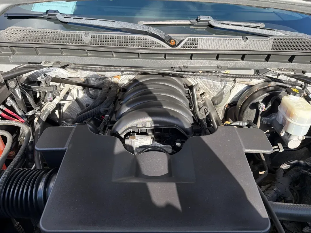 2016 Chevrolet Silverado 1500 1LT (1GCUKREC8GF) with an EcoTec3 5.3L V-8 gasoline direct injection engine, located at 880 E. National Road, Vandalia, OH, 45377, (937) 908-9800, 39.891918, -84.183594 - **Discover the Ultimate Adventure with the 2016 Chevrolet Silverado 1500 at Advantage Car and Credit - Vandalia!**<br /> <br /> Are you ready to elevate your driving experience and tackle the open road with confidence? Look no further than our stunning 2016 Chevrolet Silverado 1500, available now at - Photo#11