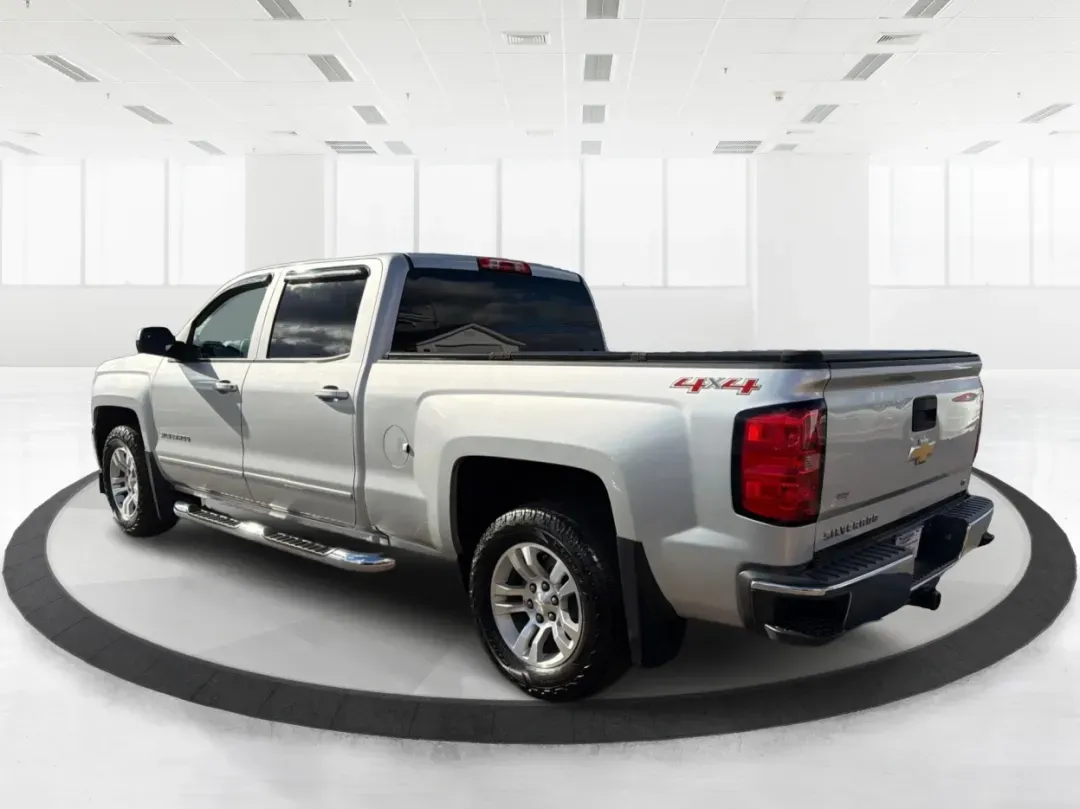 2016 Chevrolet Silverado 1500 1LT (1GCUKREC8GF) with an EcoTec3 5.3L V-8 gasoline direct injection engine, located at 1099 N County Rd 25A , Troy, OH, 45373, (937) 908-9800, 40.057079, -84.212883 - **Discover the Ultimate Adventure with the 2016 Chevrolet Silverado 1500 at Advantage Car and Credit - Vandalia!**<br /> <br /> Are you ready to elevate your driving experience and tackle the open road with confidence? Look no further than our stunning 2016 Chevrolet Silverado 1500, available now at - Photo#4