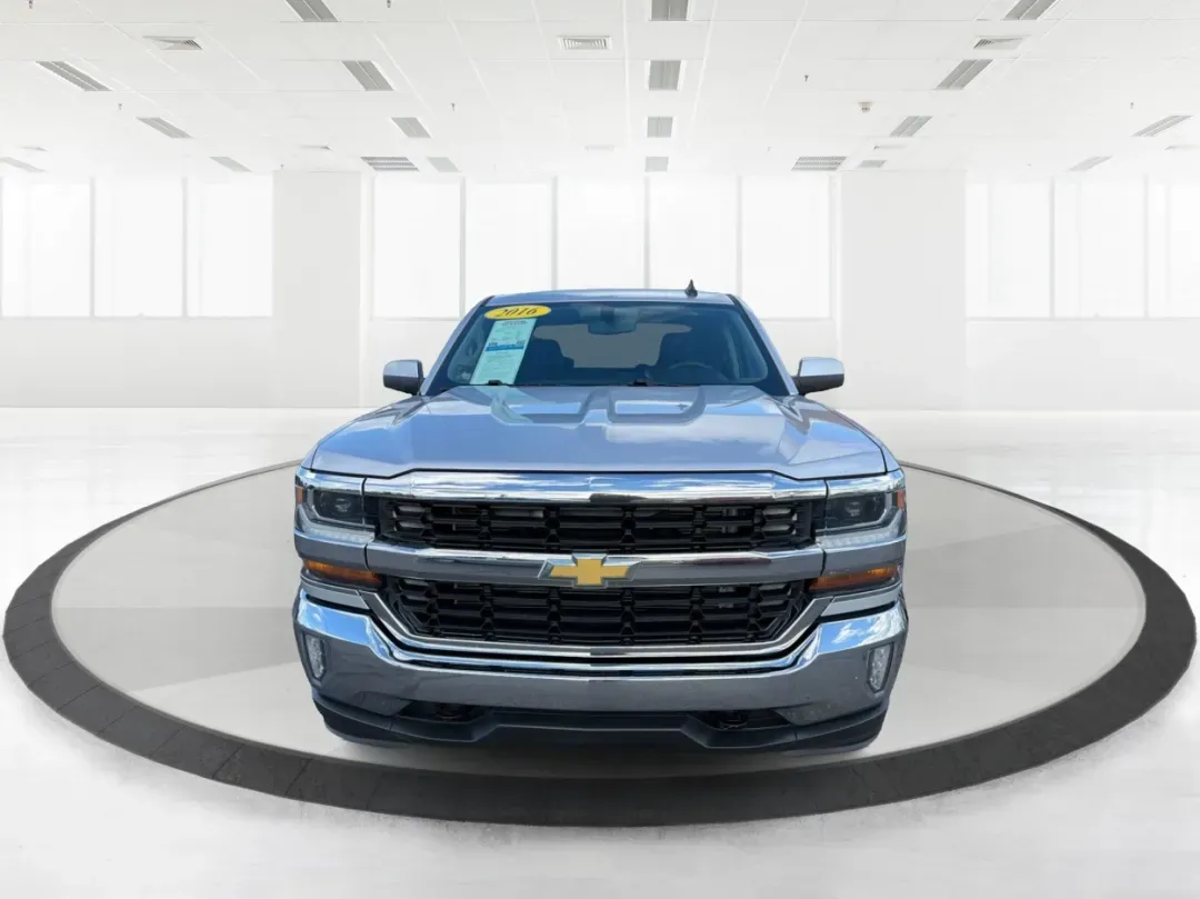 2016 Chevrolet Silverado 1500 1LT (1GCUKREC8GF) with an EcoTec3 5.3L V-8 gasoline direct injection engine, located at 1099 N County Rd 25A , Troy, OH, 45373, (937) 908-9800, 40.057079, -84.212883 - **Discover the Ultimate Adventure with the 2016 Chevrolet Silverado 1500 at Advantage Car and Credit - Vandalia!**<br /> <br /> Are you ready to elevate your driving experience and tackle the open road with confidence? Look no further than our stunning 2016 Chevrolet Silverado 1500, available now at - Photo#7