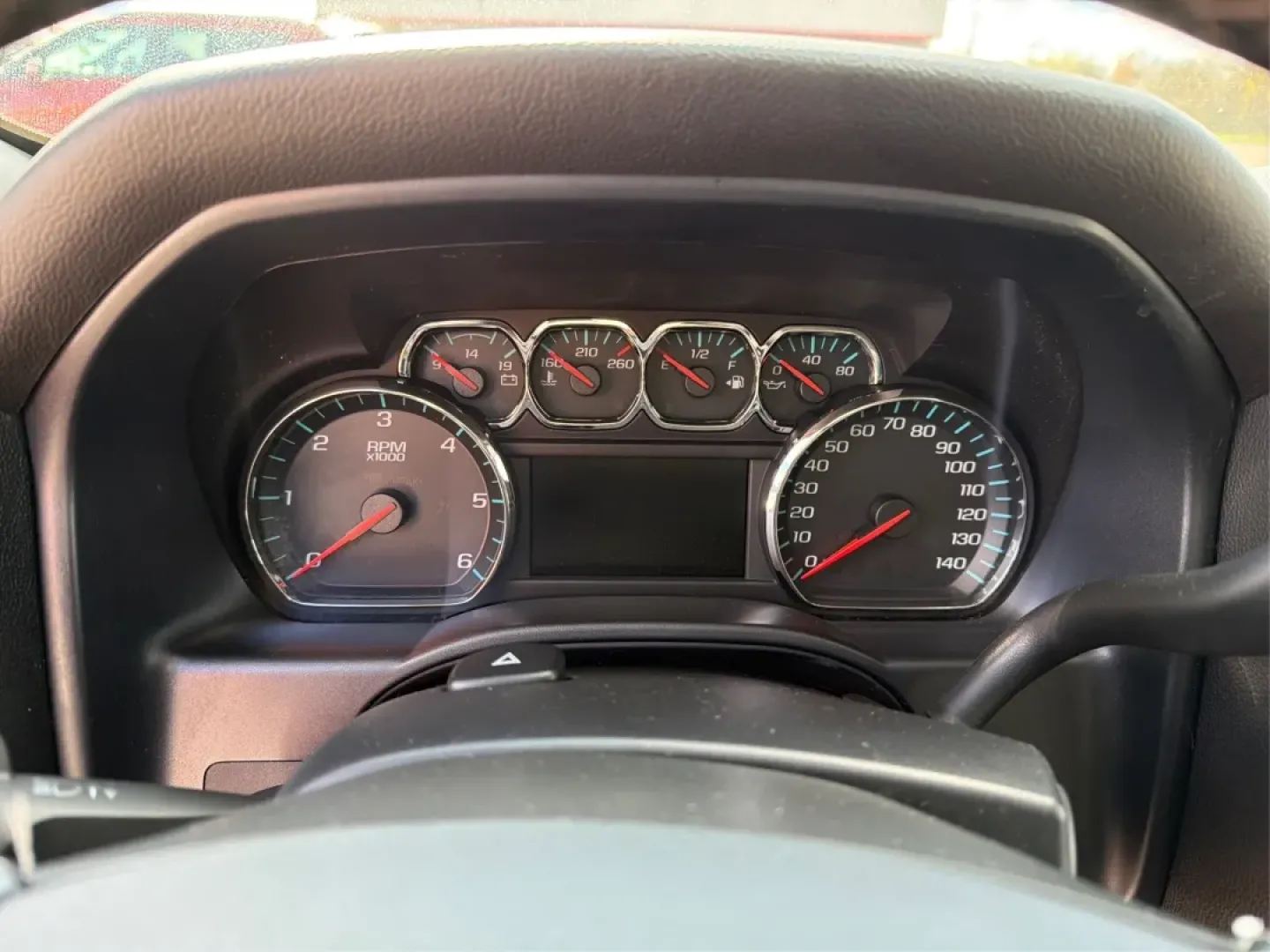 2016 Chevrolet Silverado 1500 1LT (1GCUKREC8GF) with an EcoTec3 5.3L V-8 gasoline direct injection engine, located at 4508 South Dixie Dr, Moraine, OH, 45439, (937) 908-9800, 39.689976, -84.218452 - **Discover the Ultimate Adventure with the 2016 Chevrolet Silverado 1500 at Advantage Car and Credit - Vandalia!**<br /> <br /> Are you ready to elevate your driving experience and tackle the open road with confidence? Look no further than our stunning 2016 Chevrolet Silverado 1500, available now at - Photo#14