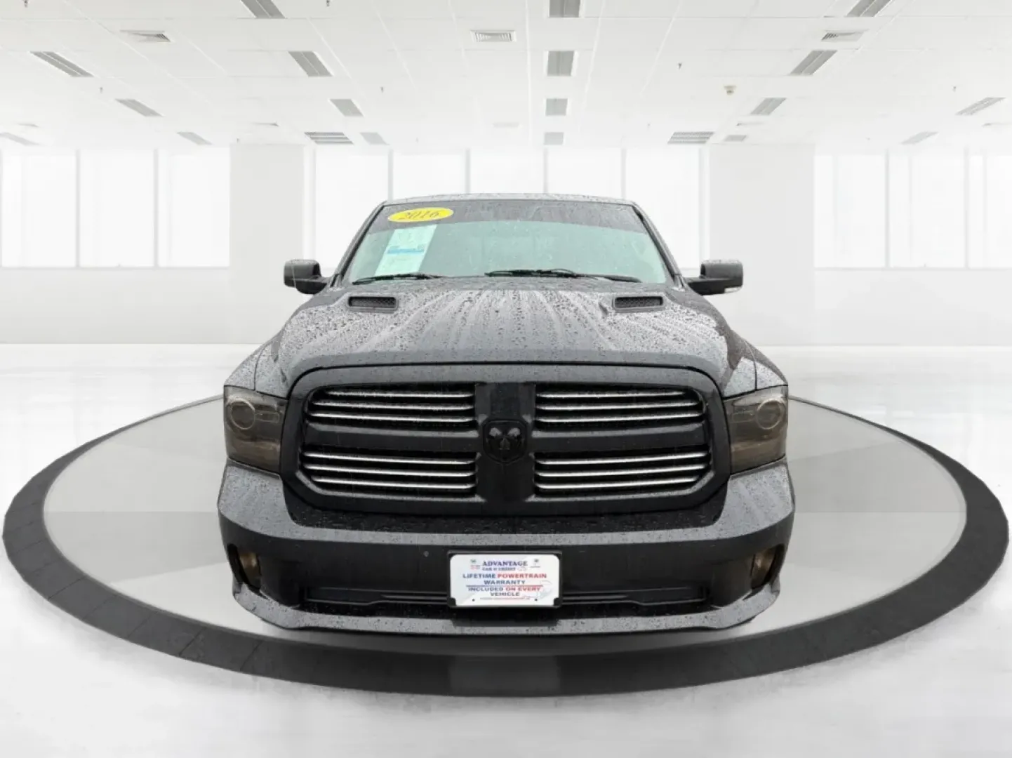 2016 Ram 1500 Sport (1C6RR7HT5GS) with an HEMI 5.7L V-8 variable valve control engine, located at 1184 Kauffman Ave, Fairborn, OH, 45324, (937) 908-9800, 39.807072, -84.030914 - **Unleash the Adventure with the 2016 Ram 1500 Sport - Your Ultimate Trucking Companion!**<br /> <br /> Are you ready to elevate your lifestyle with a vehicle that combines power, versatility, and style? The 2016 Ram 1500 Sport is here to meet all your needs, whether you're hauling gear for a weeken - Photo#7