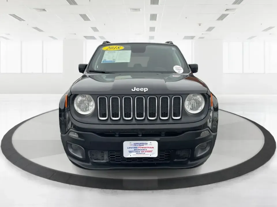 2018 Jeep Renegade Latitude 4x4 (ZACCJBBB5JP) with an 2.4L L4 DOHC 16V engine, 6M transmission, located at 8750 N County Rd 25A, Piqua, OH, 45356, (937) 908-9800, 40.164391, -84.232513 - **Explore New Adventures with the 2018 Jeep Renegade Latitude 4x4!**<br /> <br /> Are you ready to elevate your adventures with a vehicle that perfectly balances style, comfort, and capability? Look no further than this striking 2018 Jeep Renegade Latitude 4x4, available now at Advantage Car and Cre - Photo#7