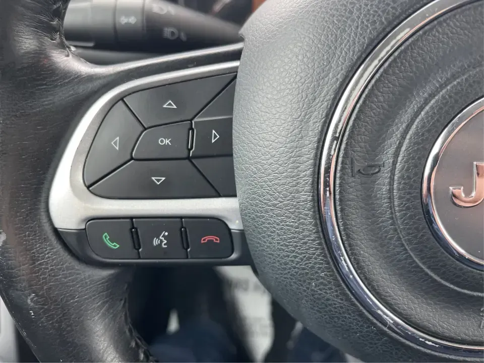 2018 Jeep Renegade Latitude 4x4 (ZACCJBBB5JP) with an 2.4L L4 DOHC 16V engine, 6M transmission, located at 8750 N County Rd 25A, Piqua, OH, 45356, (937) 908-9800, 40.164391, -84.232513 - **Explore New Adventures with the 2018 Jeep Renegade Latitude 4x4!**<br /> <br /> Are you ready to elevate your adventures with a vehicle that perfectly balances style, comfort, and capability? Look no further than this striking 2018 Jeep Renegade Latitude 4x4, available now at Advantage Car and Cre - Photo#15