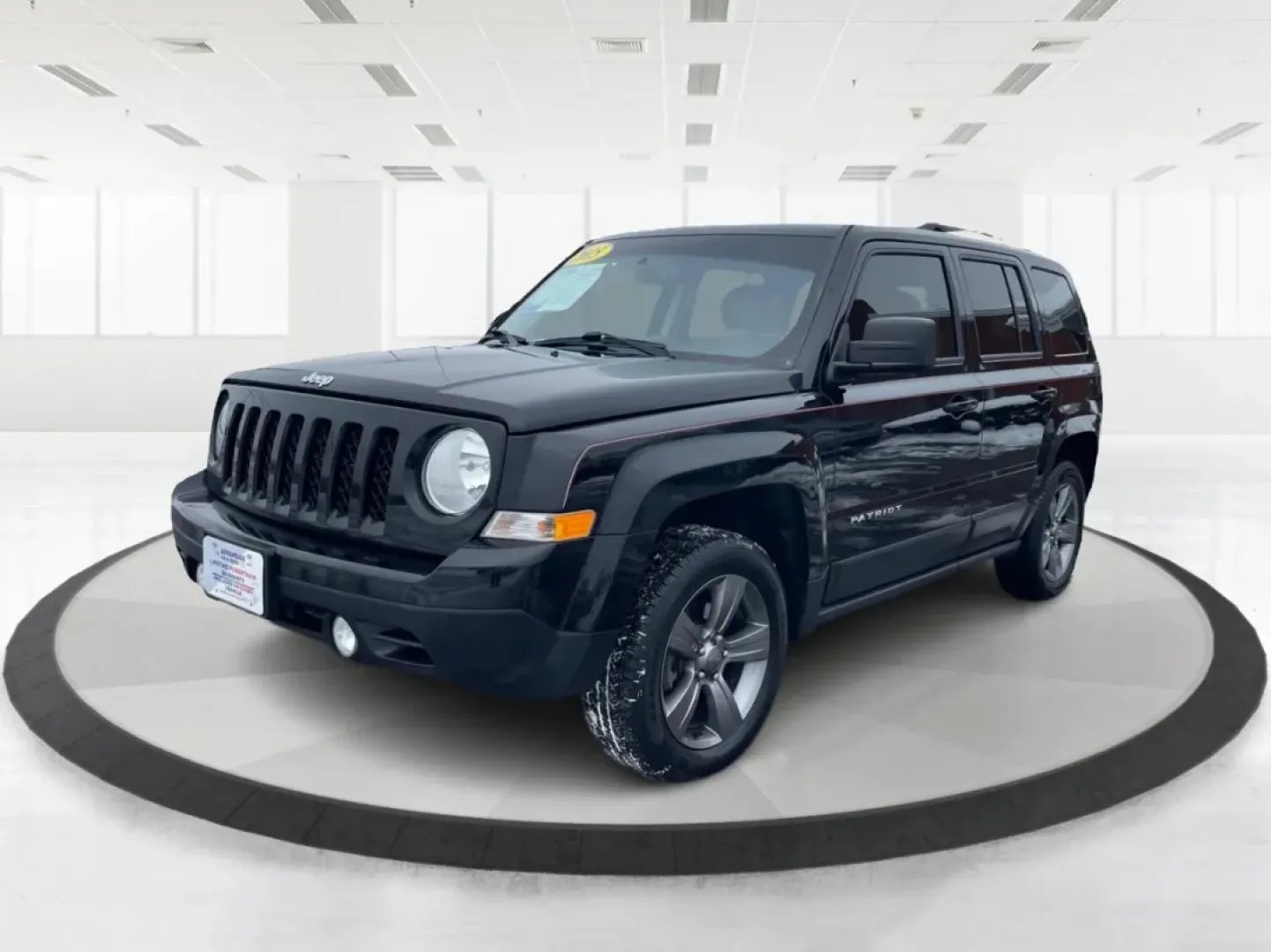 2015 Jeep Patriot High Altitude Edition (1C4NJRFB5FD) with an 2.4L I-4 DOHC engine, located at 1951 S Dayton Lakeview Rd., New Carlisle, OH, 45344, (937) 908-9800, 39.890999, -84.050255 - **Experience Adventure and Convenience with the 2015 Jeep Patriot at Advantage Car and Credit - New Carlisle, OH!**<br /> <br /> Are you ready to elevate your driving lifestyle? Whether you're a weekend adventurer seeking thrilling off-road experiences, a busy commuter needing reliable transportatio - Photo#8