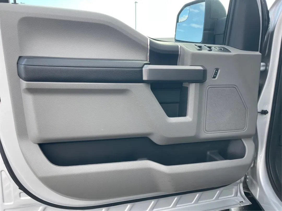 2019 Ford F-150 XLT (1FTFW1E42KK) with an Other engine, located at 1951 S Dayton Lakeview Rd., New Carlisle, OH, 45344, (937) 908-9800, 39.890999, -84.050255 - **Experience Adventure and Reliability with the 2019 Ford F-150 XLT at Advantage Car and Credit - New Carlisle!**<br /> <br /> Are you in search of a vehicle that can keep up with your active lifestyle? Whether you're hauling the family for a weekend getaway, navigating daily commutes, or tackling o - Photo#18