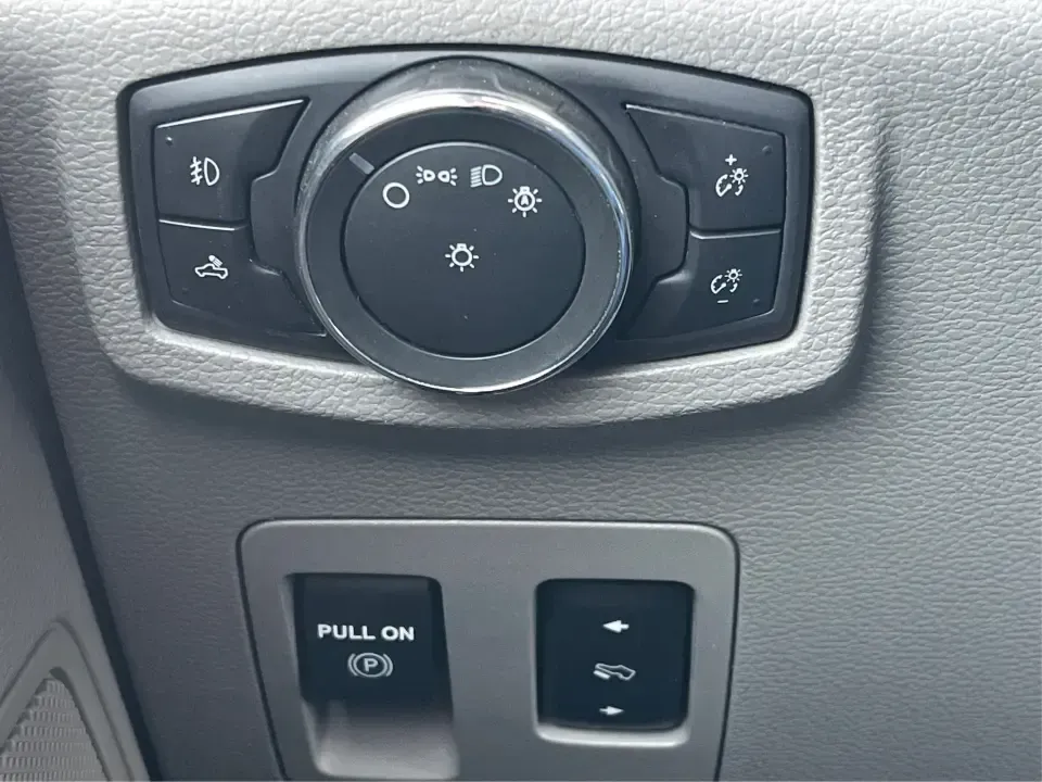 2019 Ford F-150 XLT (1FTFW1E42KK) with an 3.5L V6 DOHC 24V engine, 6A transmission, located at 8750 N County Rd 25A, Piqua, OH, 45356, (937) 908-9800, 40.164391, -84.232513 - **Experience Adventure and Reliability with the 2019 Ford F-150 XLT at Advantage Car and Credit - New Carlisle!**<br /> <br /> Are you in search of a vehicle that can keep up with your active lifestyle? Whether you're hauling the family for a weekend getaway, navigating daily commutes, or tackling o - Photo#16