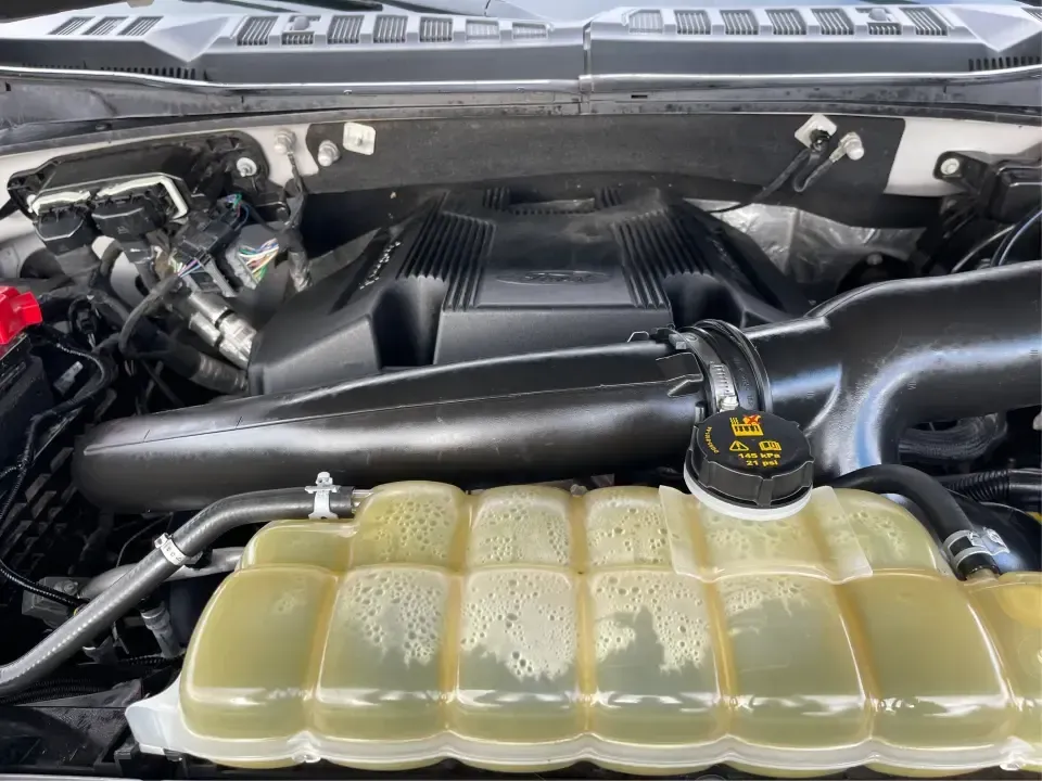 2019 Ford F-150 XLT (1FTFW1E42KK) with an 3.5L V6 DOHC 24V engine, 6A transmission, located at 1099 N County Rd 25A , Troy, OH, 45373, (937) 908-9800, 40.057079, -84.212883 - **Experience Adventure and Reliability with the 2019 Ford F-150 XLT at Advantage Car and Credit - New Carlisle!**<br /> <br /> Are you in search of a vehicle that can keep up with your active lifestyle? Whether you're hauling the family for a weekend getaway, navigating daily commutes, or tackling o - Photo#11
