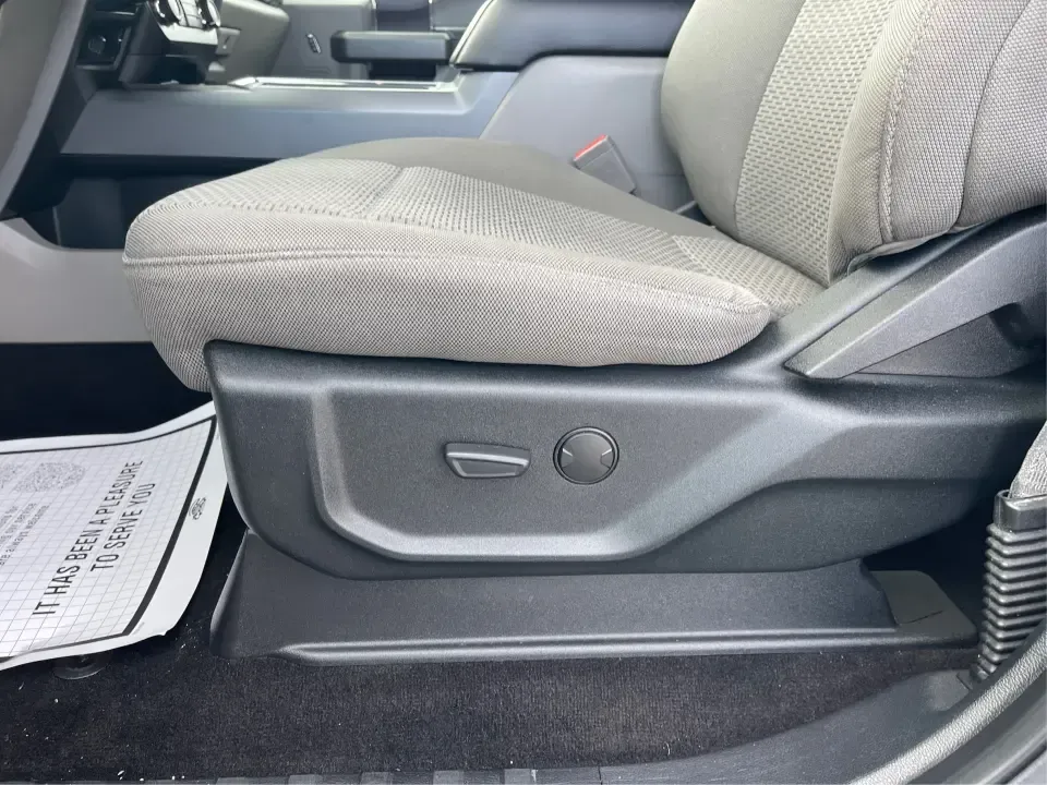2019 Ford F-150 XLT (1FTFW1E42KK) with an 3.5L V6 DOHC 24V engine, 6A transmission, located at 1099 N County Rd 25A , Troy, OH, 45373, (937) 908-9800, 40.057079, -84.212883 - **Experience Adventure and Reliability with the 2019 Ford F-150 XLT at Advantage Car and Credit - New Carlisle!**<br /> <br /> Are you in search of a vehicle that can keep up with your active lifestyle? Whether you're hauling the family for a weekend getaway, navigating daily commutes, or tackling o - Photo#17