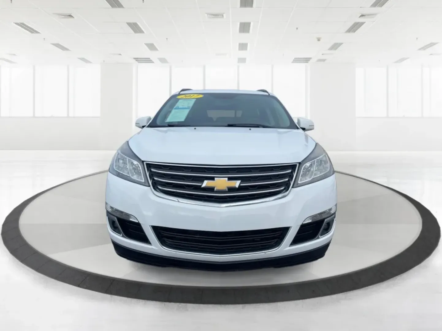 2017 Chevrolet Traverse 1LT (1GNKRGKDXHJ) with an 3.6L V-6 gasoline direct injection engine, located at 880 E. National Road, Vandalia, OH, 45377, (937) 908-9800, 39.891918, -84.183594 - **Explore the Open Road with the 2017 Chevrolet Traverse: Your Family's Ideal Adventure Companion!**<br /> <br /> Are you seeking a versatile SUV that effortlessly blends comfort, style, and practicality? Look no further than the stunning 2017 Chevrolet Traverse 1LT, available now at Advantage Car a - Photo#7
