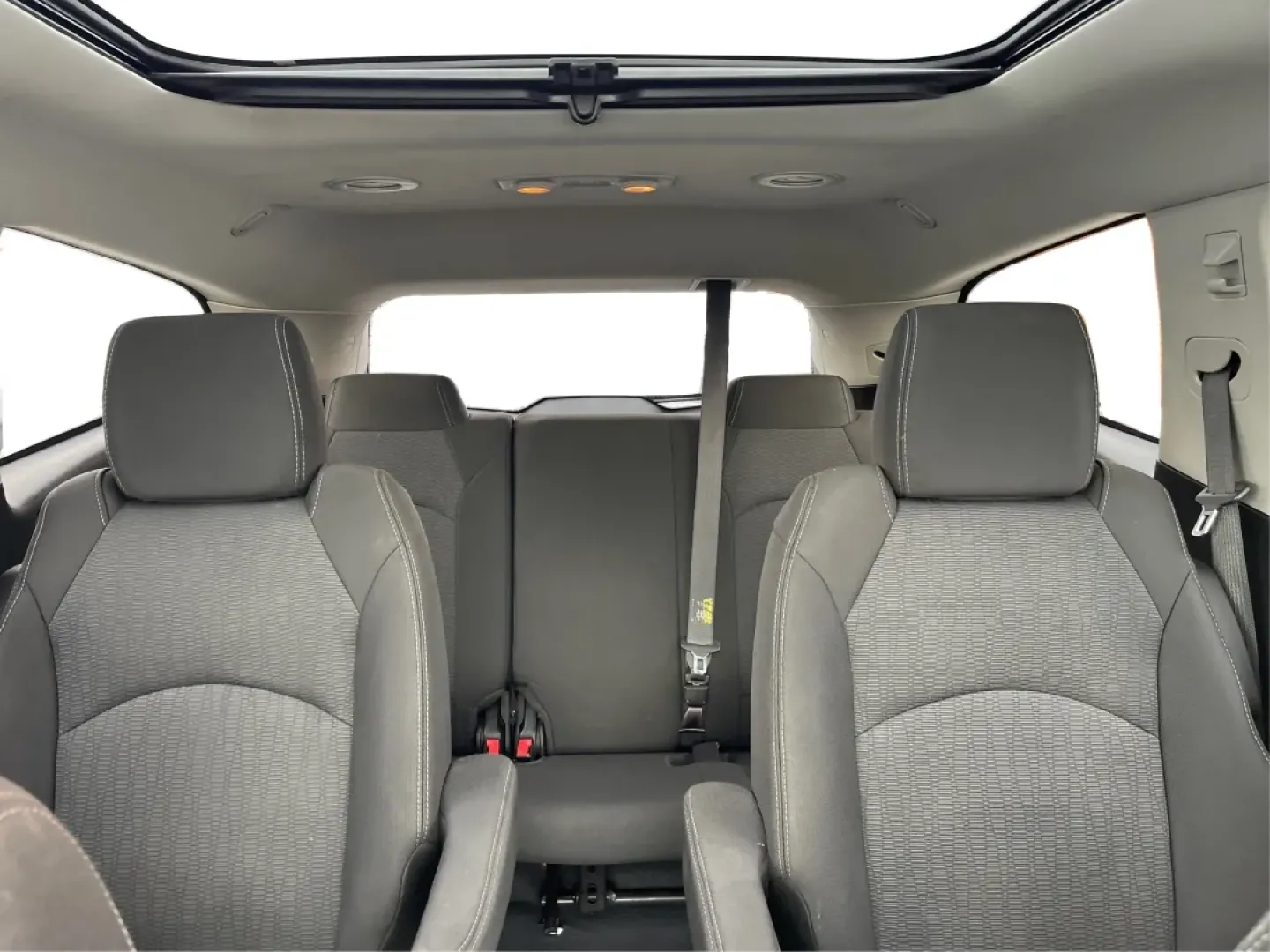 2017 Chevrolet Traverse 1LT (1GNKRGKDXHJ) with an 3.6L V-6 gasoline direct injection engine, located at 880 E. National Road, Vandalia, OH, 45377, (937) 908-9800, 39.891918, -84.183594 - **Explore the Open Road with the 2017 Chevrolet Traverse: Your Family's Ideal Adventure Companion!**<br /> <br /> Are you seeking a versatile SUV that effortlessly blends comfort, style, and practicality? Look no further than the stunning 2017 Chevrolet Traverse 1LT, available now at Advantage Car a - Photo#14