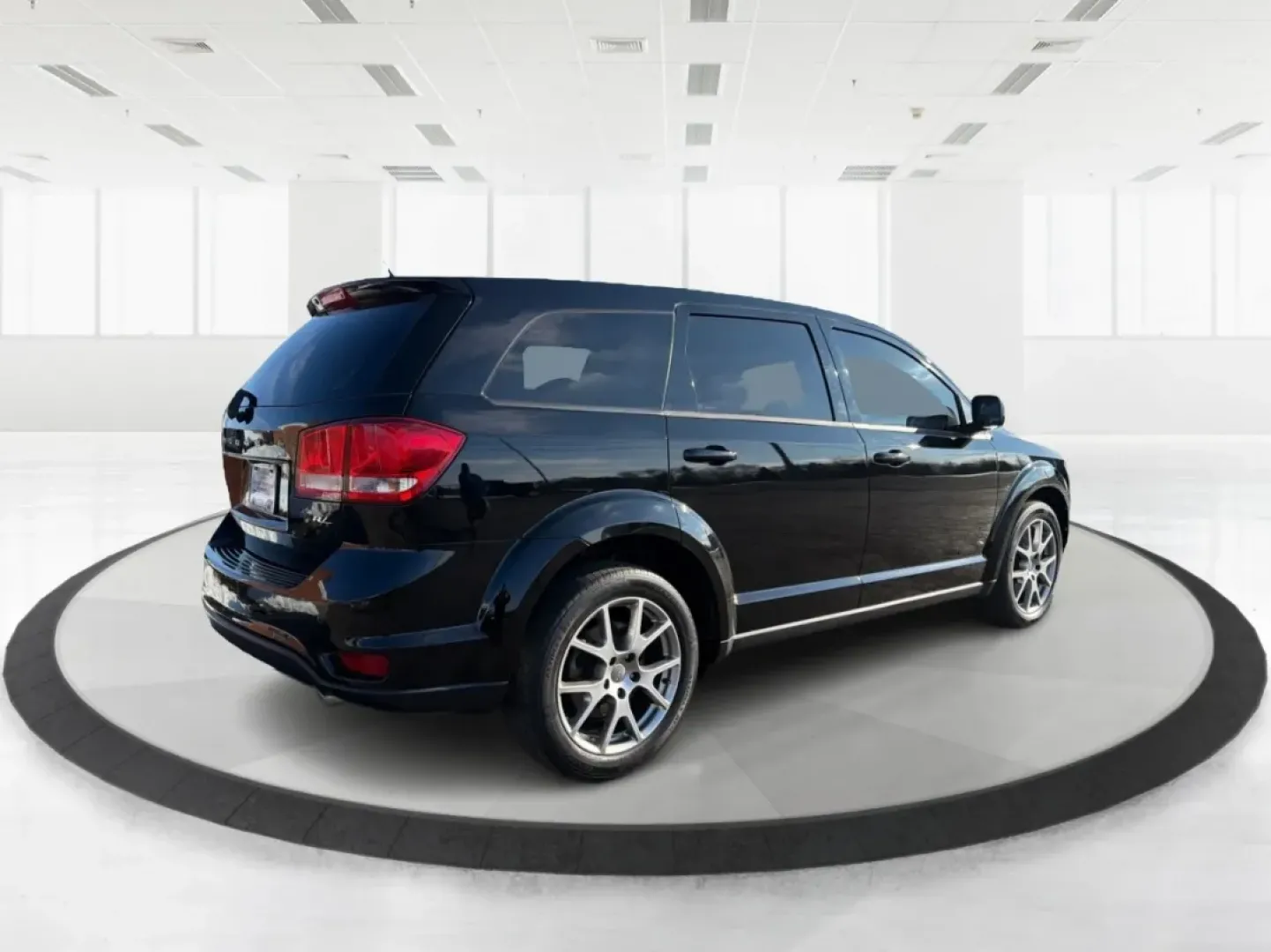 2014 Dodge Journey R/T (3C4PDCEG9ET) with an 3.6L V-6 DOHC engine, located at 1184 Kauffman Ave, Fairborn, OH, 45324, (937) 908-9800, 39.807072, -84.030914 - **Unleash Your Adventurous Spirit with the 2014 Dodge Journey R/T** <br /> <br /> If you're seeking a versatile SUV that seamlessly fits into your active lifestyle, look no further than the 2014 Dodge Journey R/T available at Advantage Car and Credit in Fairborn, OH. Perfect for family road trips, w - Photo#2
