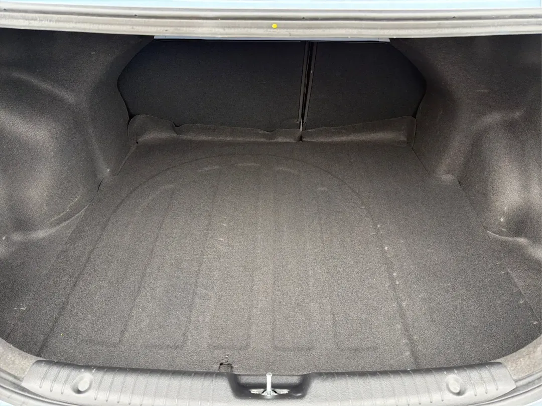 2014 Hyundai Accent GLS (KMHCT4AE6EU) with an 1.6L I-4 gasoline direct injection engine, located at 4508 South Dixie Dr, Moraine, OH, 45439, (937) 908-9800, 39.689976, -84.218452 - Discover the perfect blend of reliability and style with the 2014 Hyundai Accent GLS, an exceptional sedan ideally suited for budget-conscious buyers and those embarking on new journeys. Whether you're navigating the bustling streets of Moraine, OH, or taking a scenic drive through nearby Dayton, th - Photo#11