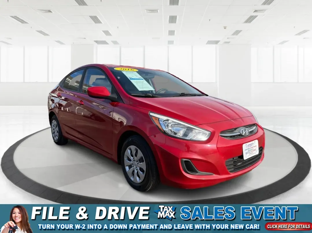2016 Hyundai Accent SE (KMHCT4AE7GU) with an 1.6L I-4 gasoline direct injection engine, located at 4508 South Dixie Dr, Moraine, OH, 45439, (937) 908-9800, 39.689976, -84.218452 - 2016 Hyundai Accent SE - Photo#0
