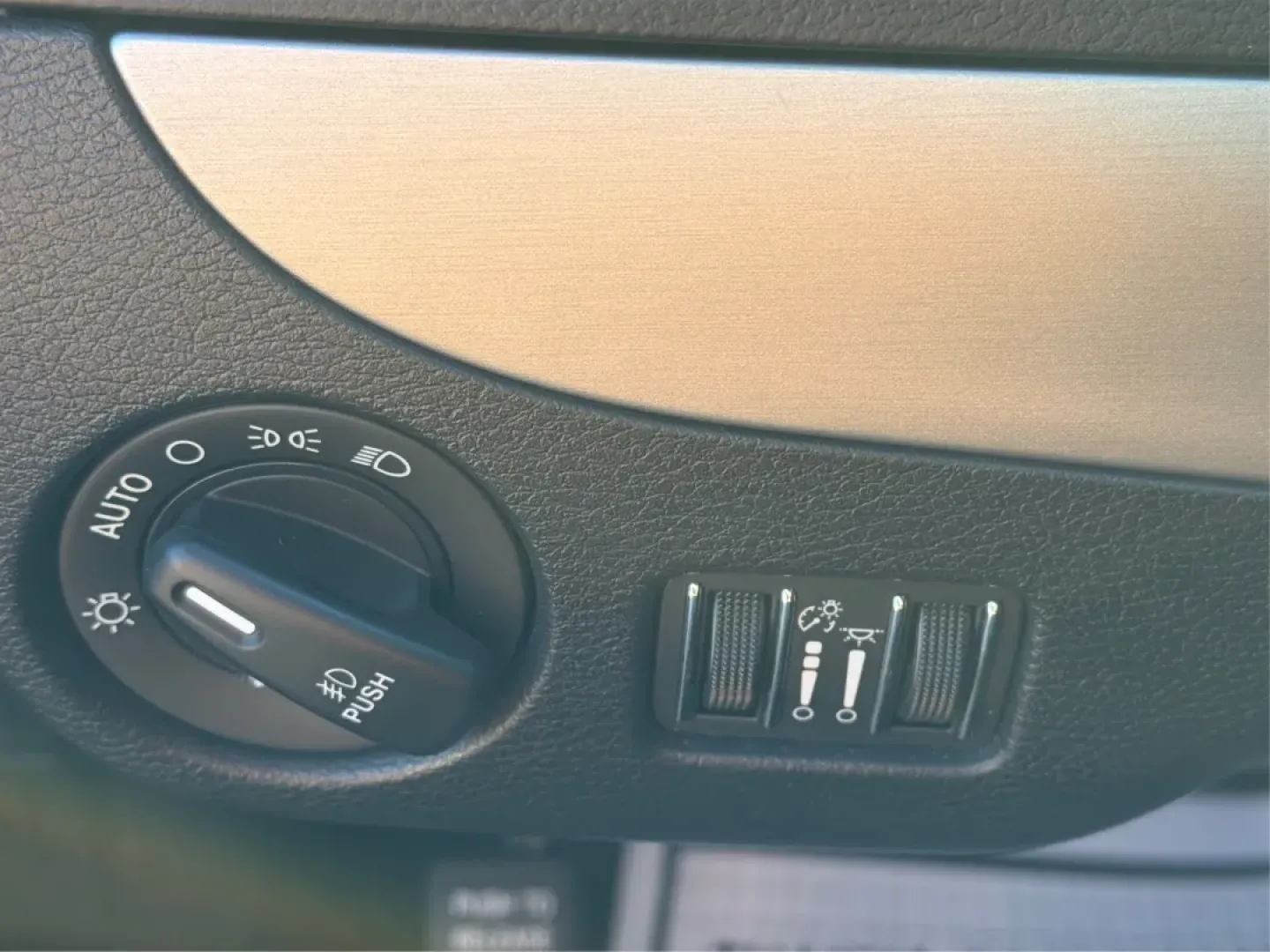 2019 Dodge Grand Caravan GT (2C4RDGEG3KR) with an Pentastar 3.6L V-6 DOHC engine, located at 1099 N County Rd 25A , Troy, OH, 45373, (937) 908-9800, 40.057079, -84.212883 - Step into the world of family adventures and daily commutes with the 2019 Dodge Grand Caravan GT, now available at Advantage Car and Credit - Piqua in Piqua, OH. Whether you're shuttling the kids to soccer practice or planning a weekend getaway, this versatile passenger van is designed to meet all y - Photo#17