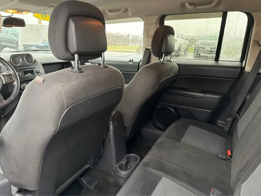 2016 Jeep Patriot Latitude (1C4NJRFB1GD) with an 2.4L I-4 DOHC engine, located at 1184 Kauffman Ave, Fairborn, OH, 45324, (937) 908-9800, 39.807072, -84.030914 - 2016 Jeep Patriot Latitude - Photo#10