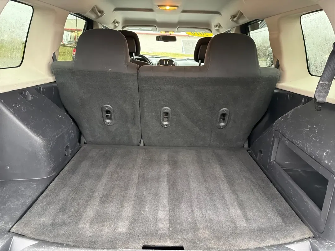 2016 Jeep Patriot Latitude (1C4NJRFB1GD) with an 2.4L I-4 DOHC engine, located at 1184 Kauffman Ave, Fairborn, OH, 45324, (937) 908-9800, 39.807072, -84.030914 - 2016 Jeep Patriot Latitude - Photo#12