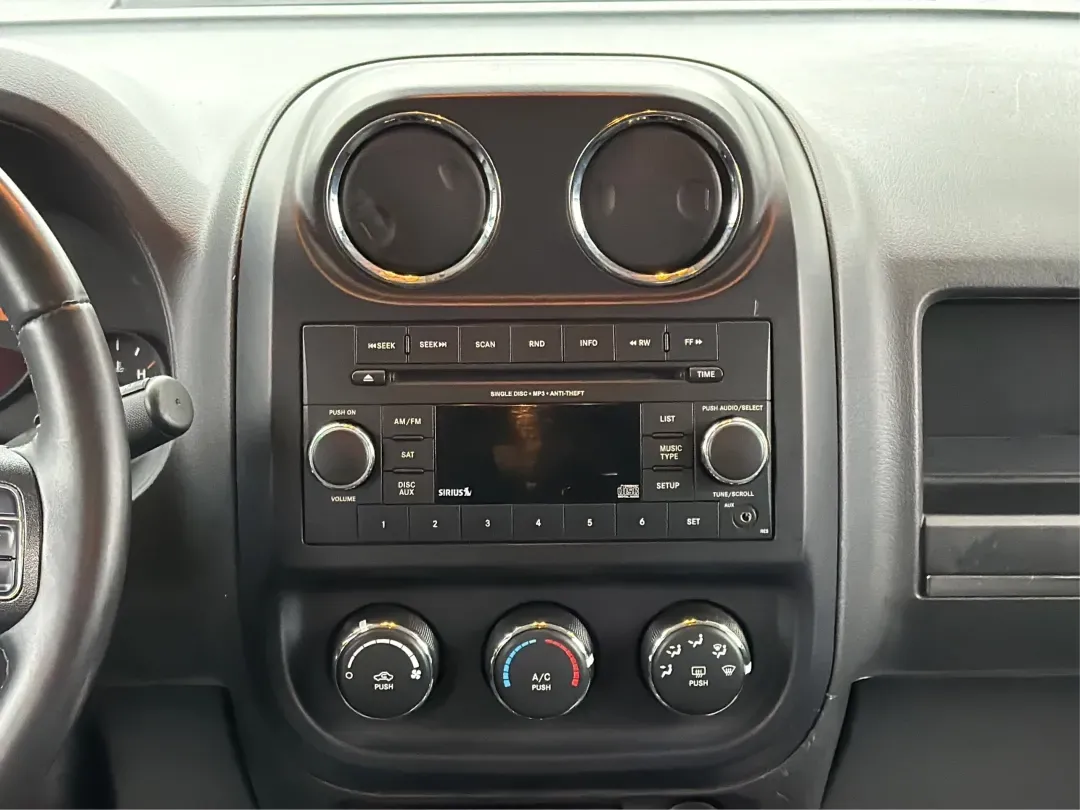 2016 Jeep Patriot Latitude (1C4NJRFB1GD) with an 2.4L I-4 DOHC engine, located at 1184 Kauffman Ave, Fairborn, OH, 45324, (937) 908-9800, 39.807072, -84.030914 - 2016 Jeep Patriot Latitude - Photo#13